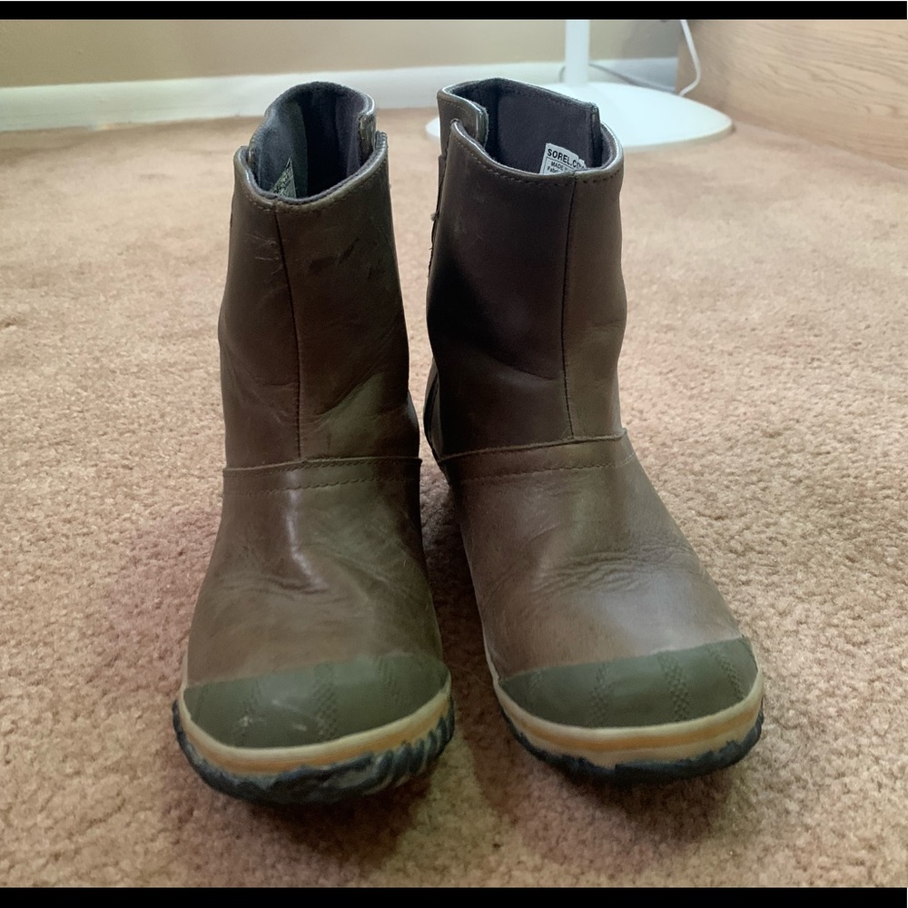 Sorel Slimshortie Boots